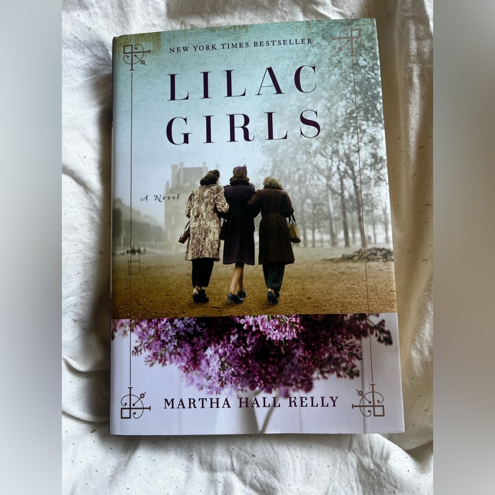 📚 Lilac Girls by Martha Hall Kelly – Hardcover WWII Historical Fiction